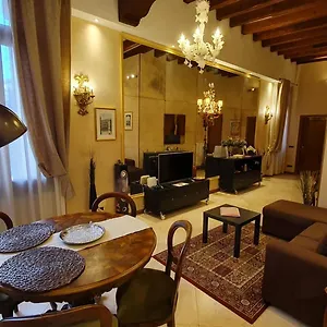 residenza-ca-brighella.hotelslidodijesolo.com/